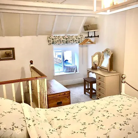 Hill Cottage, Thornton-le-dale *