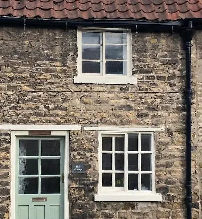 Hill Cottage, Thornton-le-dale